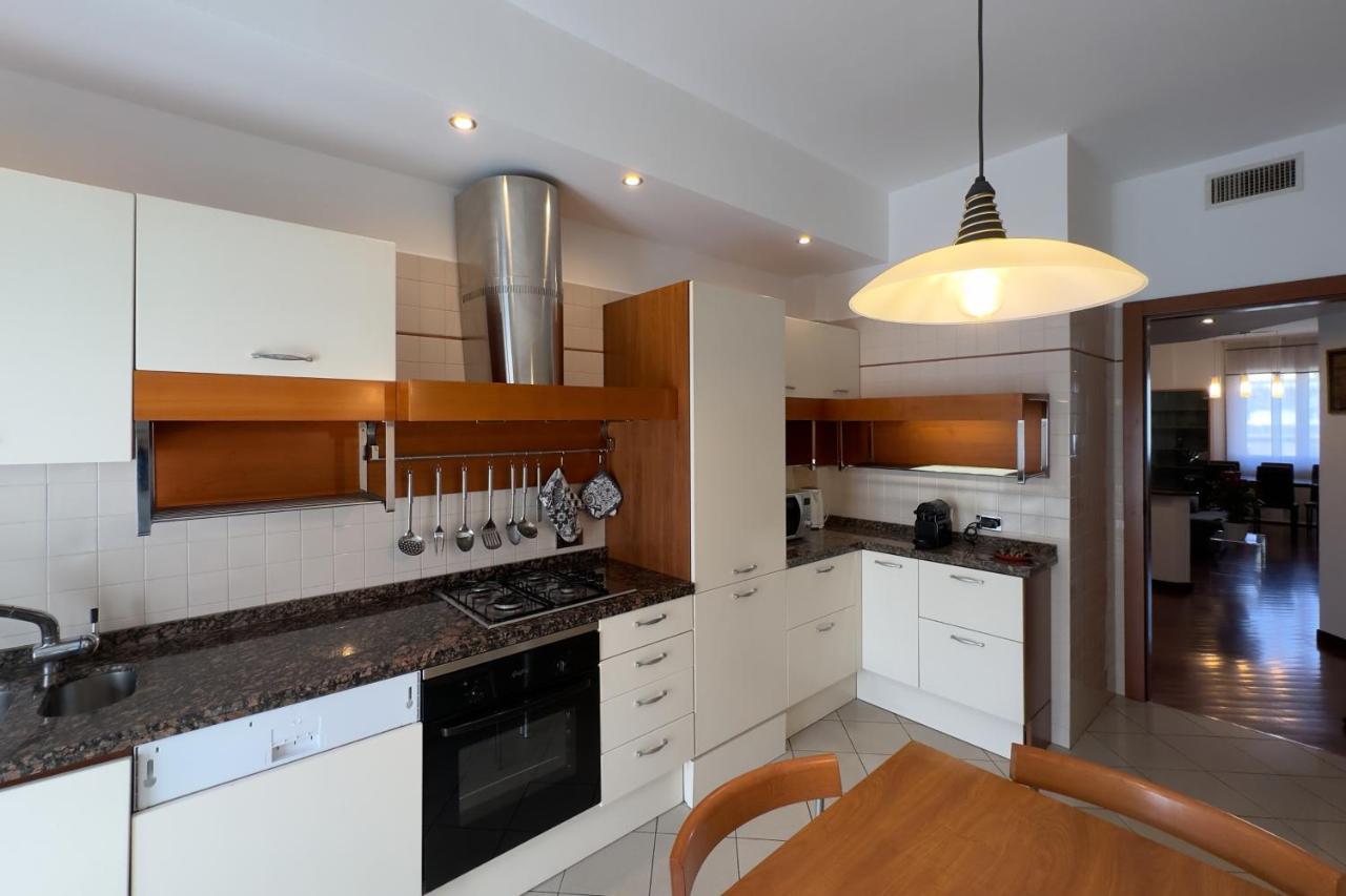 Emeraldway - Bellissimo Appartamento In Zona Sempione-Tre Torri Mailand Exterior foto